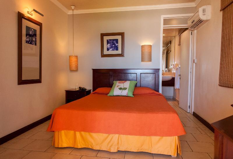 Villas Caroline Flic en Flac Экстерьер фото