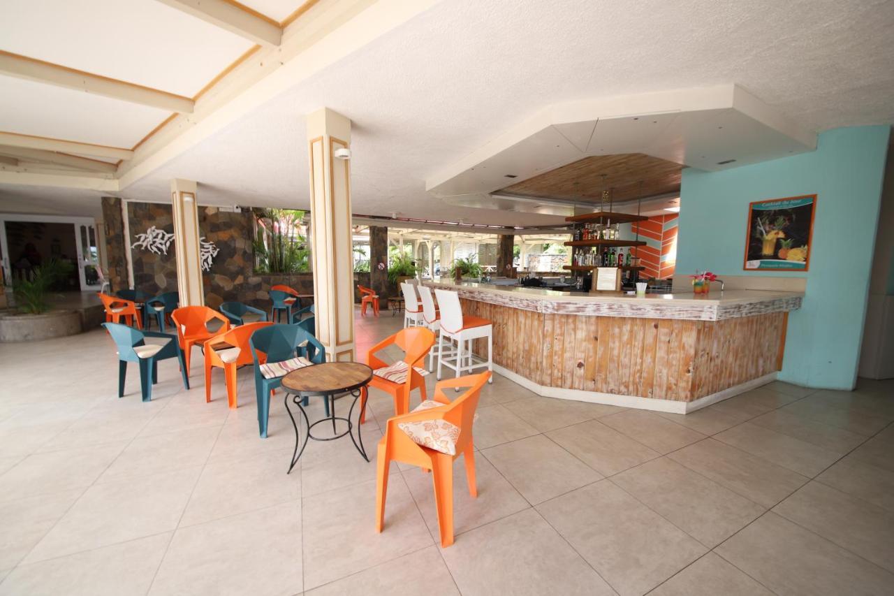 Villas Caroline Flic en Flac Экстерьер фото