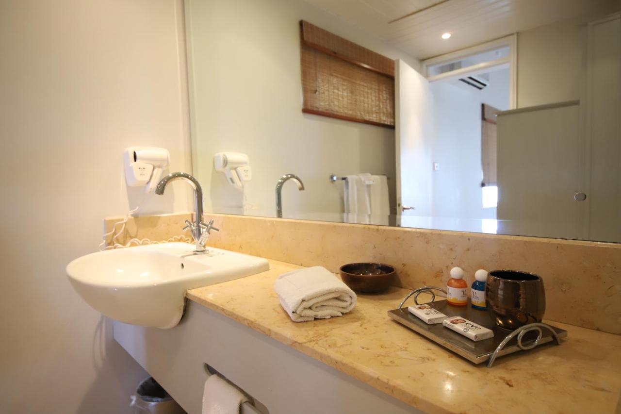 Villas Caroline Flic en Flac Экстерьер фото