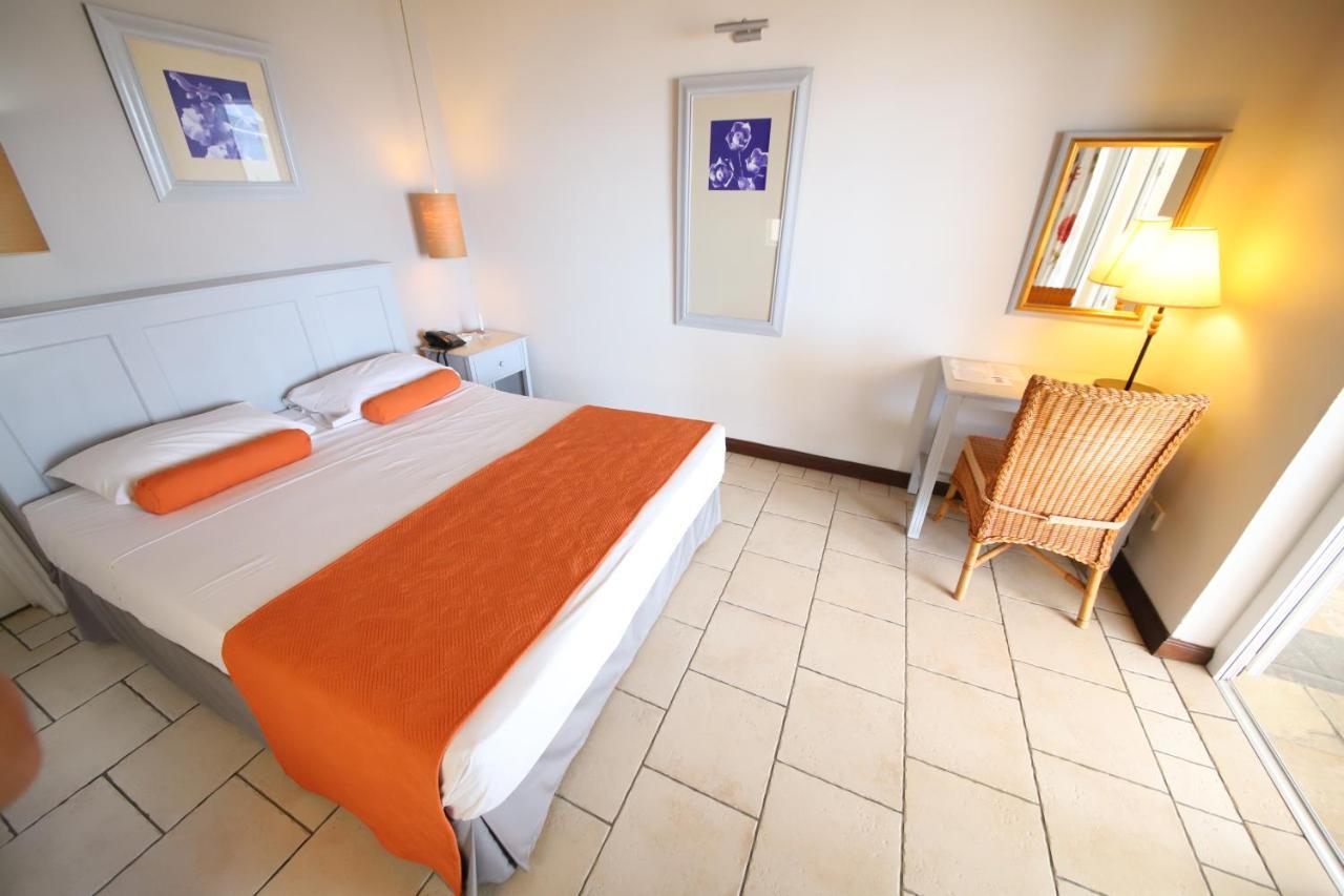 Villas Caroline Flic en Flac Экстерьер фото