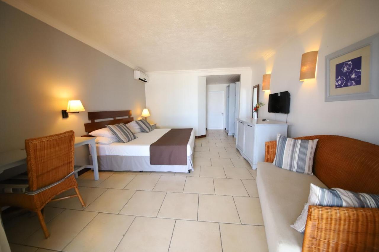 Villas Caroline Flic en Flac Экстерьер фото