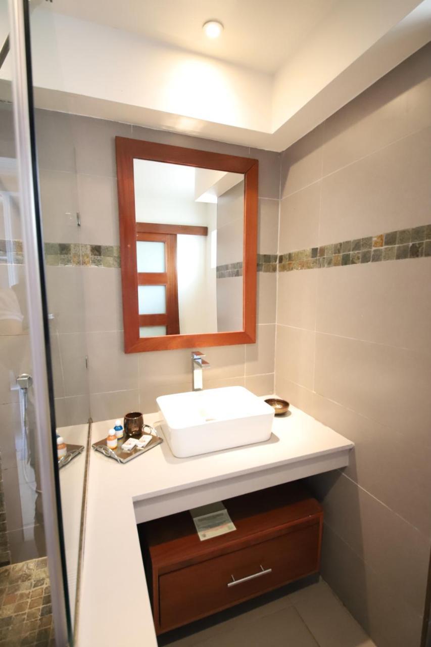 Villas Caroline Flic en Flac Экстерьер фото