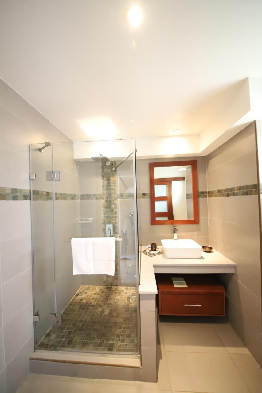 Villas Caroline Flic en Flac Экстерьер фото